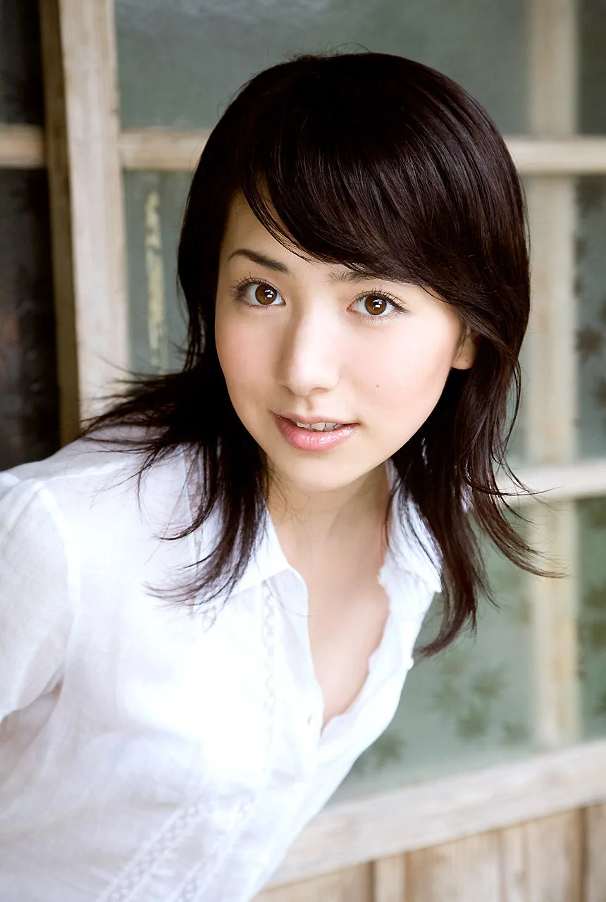 [Image.tv] Album ảnh "Give Me Your Love" của Ishihara Yumi - 2